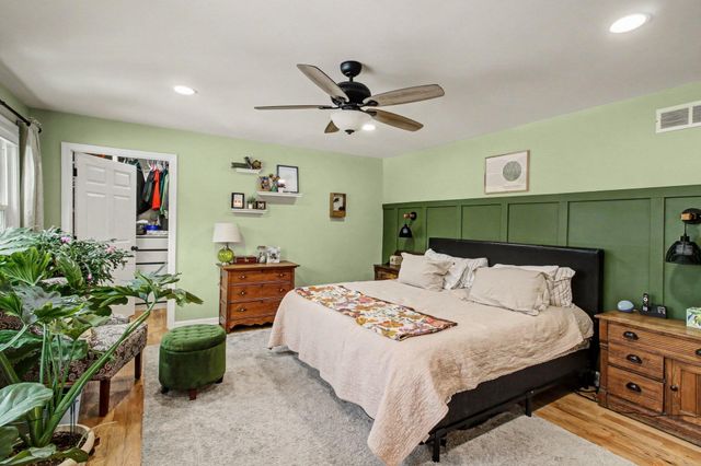 5060 Glenway Drive, Brighton, MI 48116