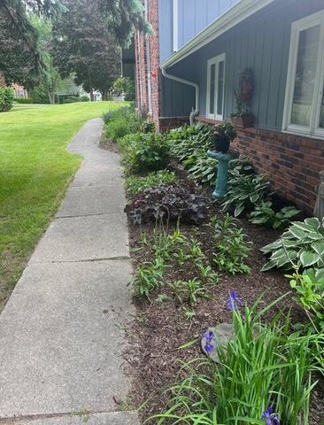 5060 Glenway Drive, Brighton, MI 48116