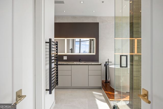 1065 Peachtree Street NE 3504, Atlanta, GA 30309