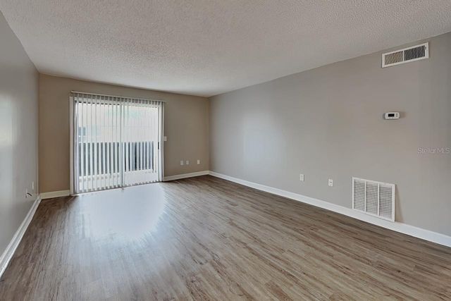 918 LAKE DESTINY ROAD E, Altamonte Springs, FL 32714