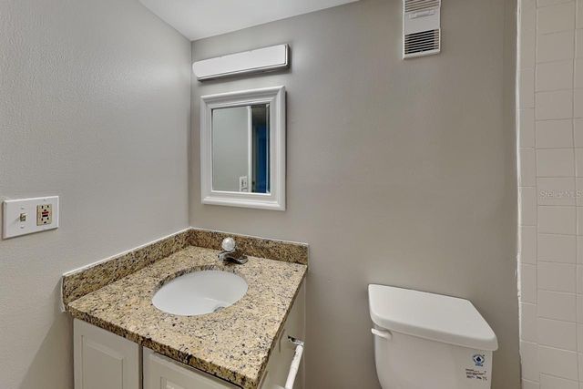 918 LAKE DESTINY ROAD E, Altamonte Springs, FL 32714