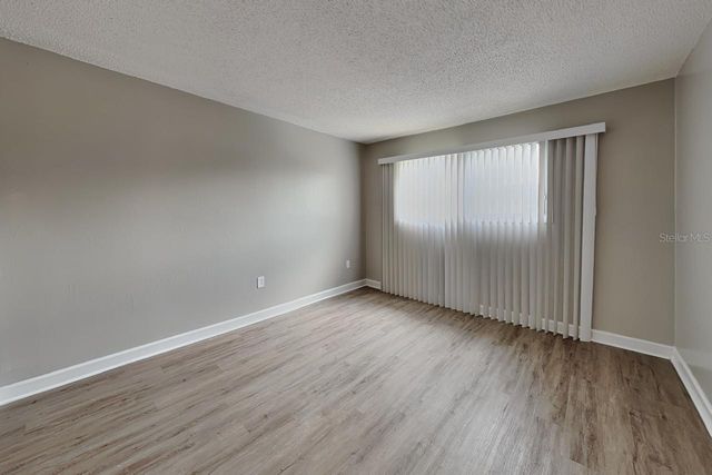 918 LAKE DESTINY ROAD E, Altamonte Springs, FL 32714