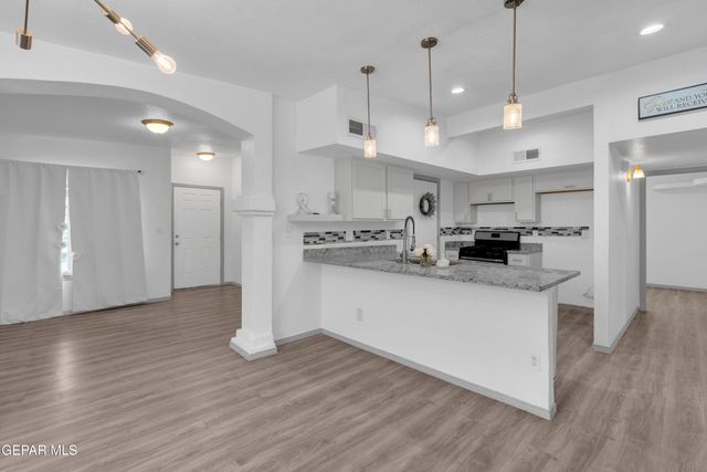 4040 TIERRA MORENA Drive, El Paso, TX 79938