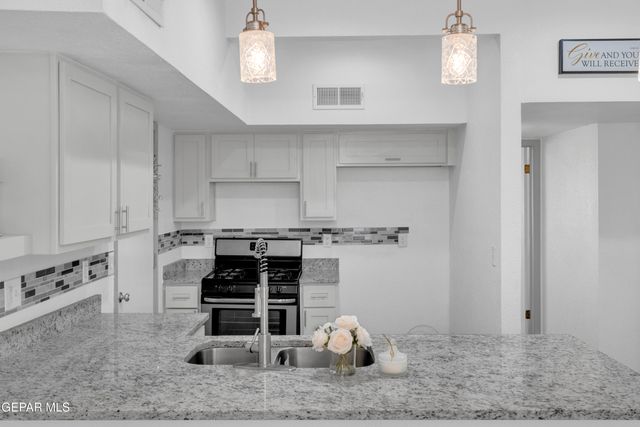 4040 TIERRA MORENA Drive, El Paso, TX 79938