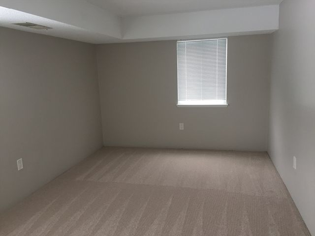 1 Silver Hill 4, Natick, MA 01760