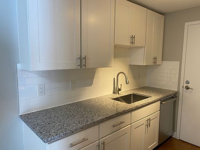 1 Silver Hill 4, Natick, MA 01760