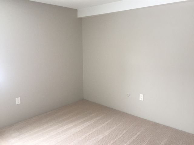 1 Silver Hill 4, Natick, MA 01760