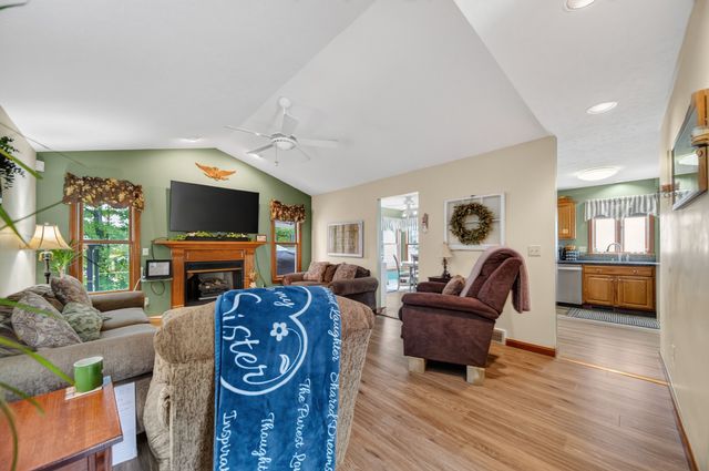 4641 AUTUMNWOOD TRAIL Trail, Millcreek, PA 16506