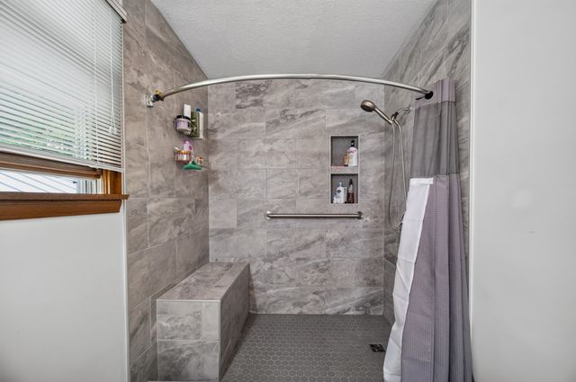 4641 AUTUMNWOOD TRAIL Trail, Millcreek, PA 16506