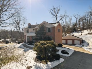 78 Will Scarlet Rd, Peters Twp, PA 15317
