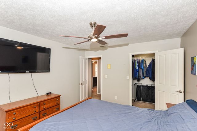 11122 Oakspring Court, Indianapolis, IN 46239