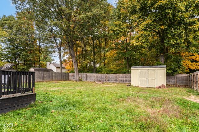 11122 Oakspring Court, Indianapolis, IN 46239