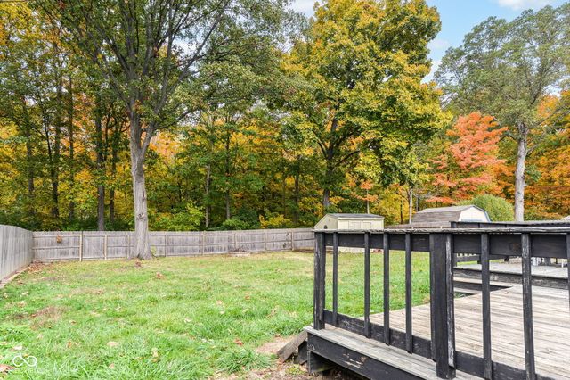 11122 Oakspring Court, Indianapolis, IN 46239
