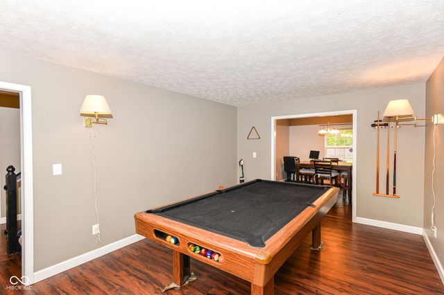 11122 Oakspring Court, Indianapolis, IN 46239