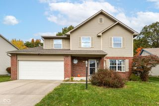 11122 Oakspring Court, Indianapolis, IN 46239