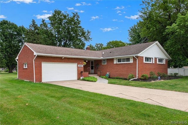 4497 Gentwood Drive, Clarence, NY 14221