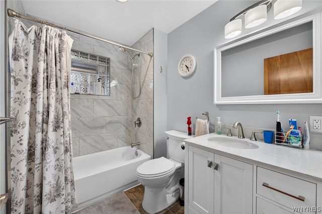 4497 Gentwood Drive, Clarence, NY 14221