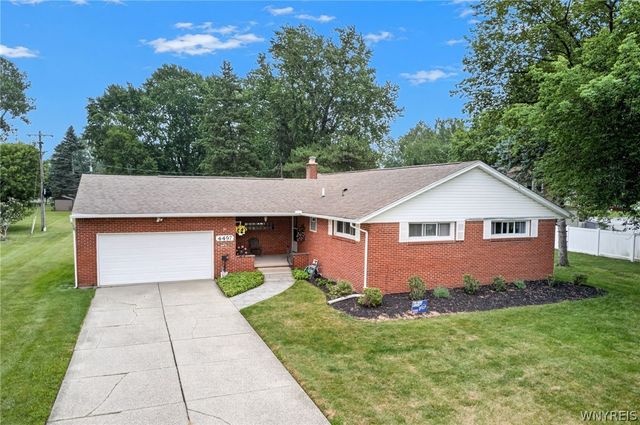 4497 Gentwood Drive, Clarence, NY 14221