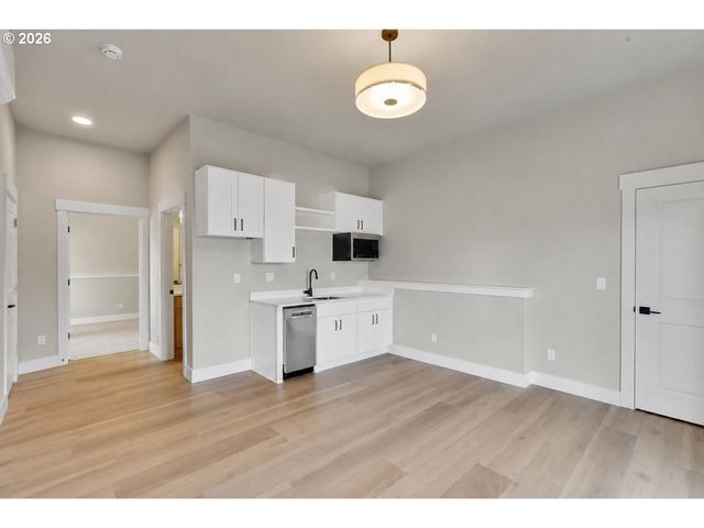 8848 Sw Serenity Ter, Beaverton, OR 97007