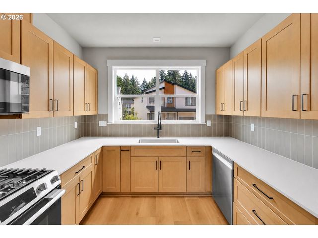 8848 Sw Serenity Ter, Beaverton, OR 97007