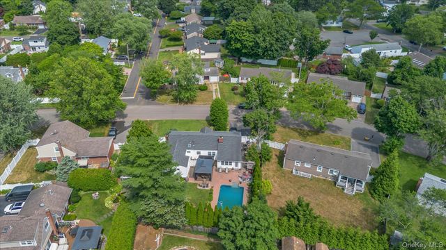 15 Elberta Drive, East Northport, NY 11731