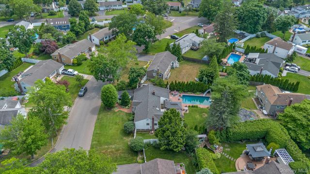 15 Elberta Drive, East Northport, NY 11731