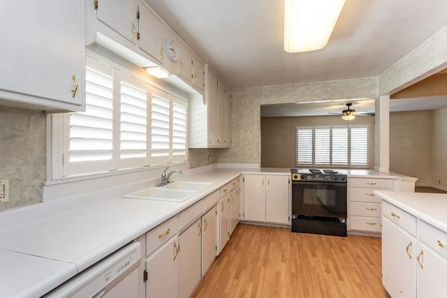 26227 S Austin Rd, Ripon, CA 95366