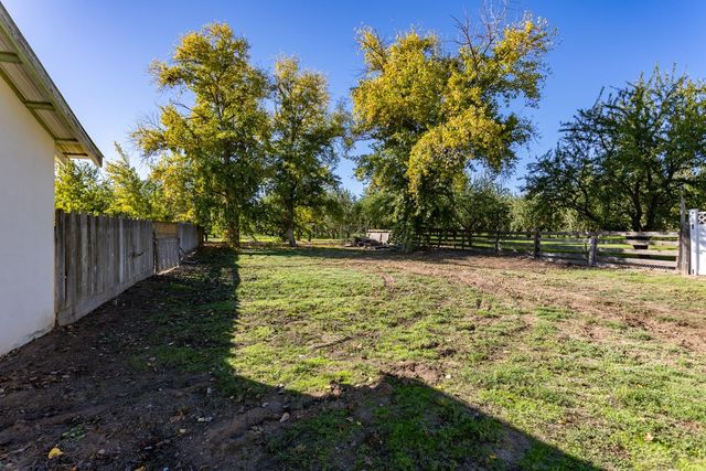 26227 S Austin Rd, Ripon, CA 95366