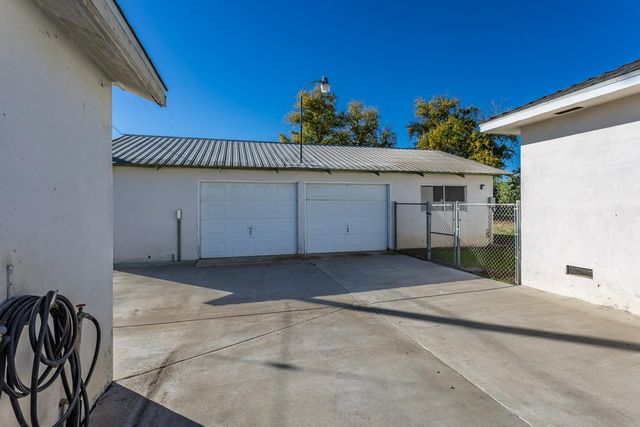 26227 S Austin Rd, Ripon, CA 95366