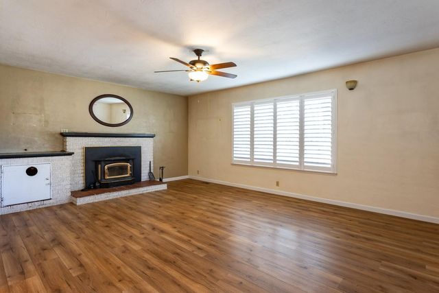 26227 S Austin Rd, Ripon, CA 95366