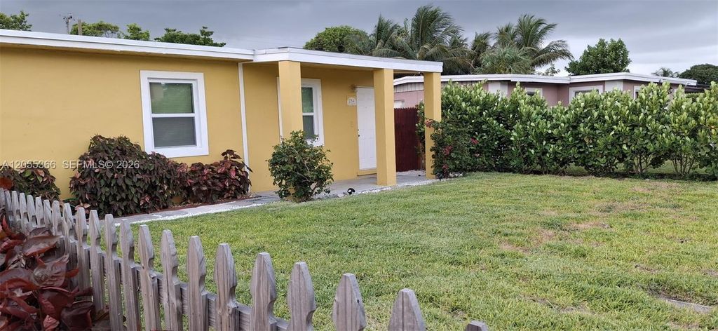 234 SW 14th Ave, Delray Beach, FL 33444