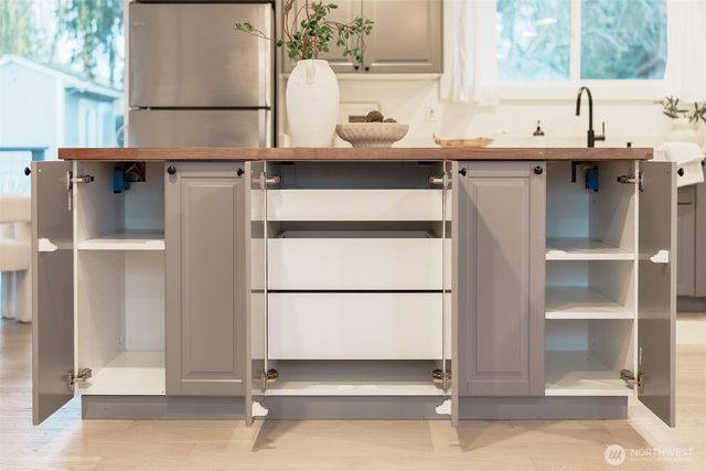 18428 66th Avenue W, Lynnwood, WA 98037