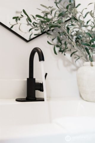 18428 66th Avenue W, Lynnwood, WA 98037