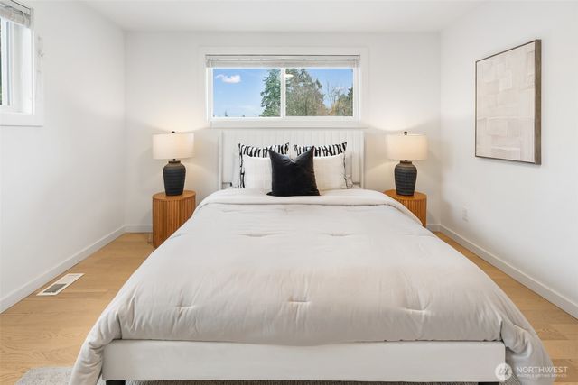 18428 66th Avenue W, Lynnwood, WA 98037