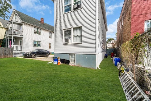 174 Suydam Street, New Brunswick, NJ 08901
