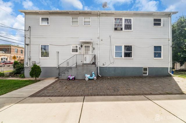 174 Suydam Street, New Brunswick, NJ 08901