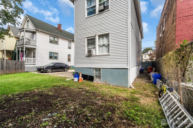 174 Suydam Street, New Brunswick, NJ 08901