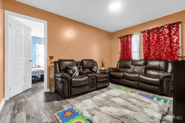 174 Suydam Street, New Brunswick, NJ 08901