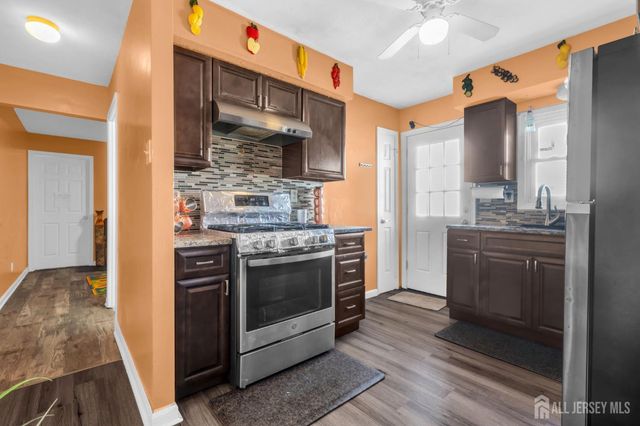 174 Suydam Street, New Brunswick, NJ 08901