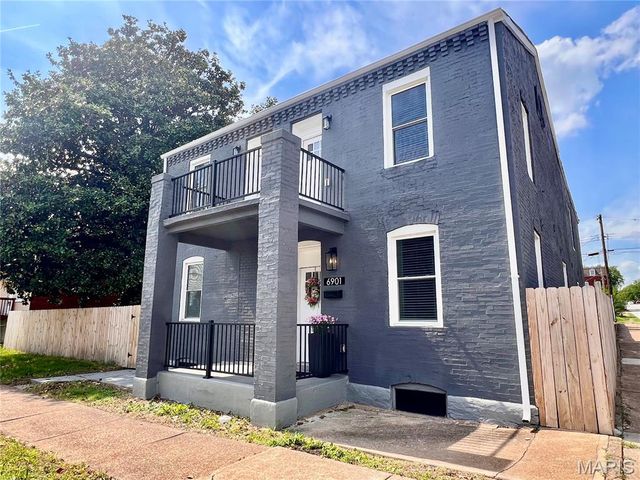 6901 Pennsylvania Avenue, St Louis, MO 63111