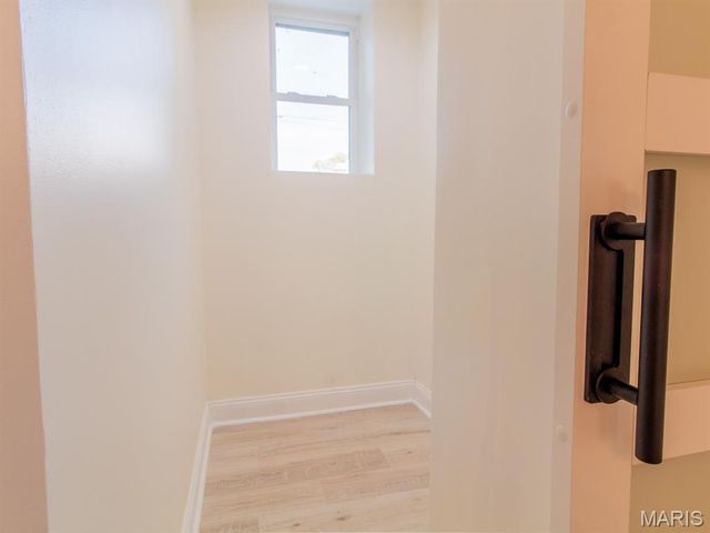 6901 Pennsylvania Avenue, St Louis, MO 63111