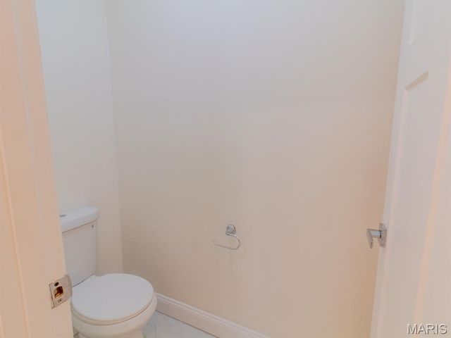 6901 Pennsylvania Avenue, St Louis, MO 63111