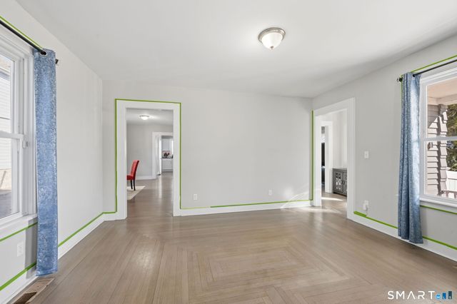 163 Willetts Avenue, New London, CT 06320