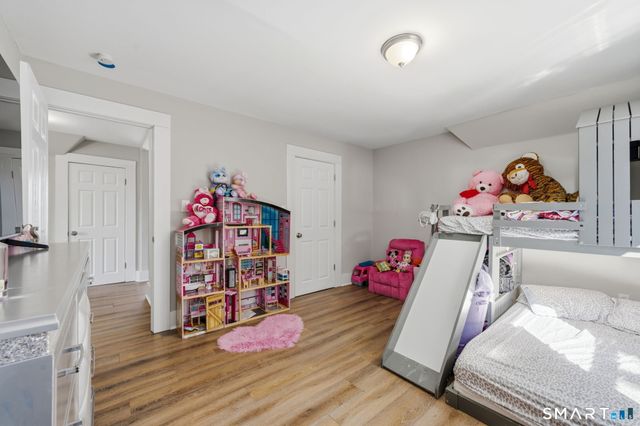 163 Willetts Avenue, New London, CT 06320