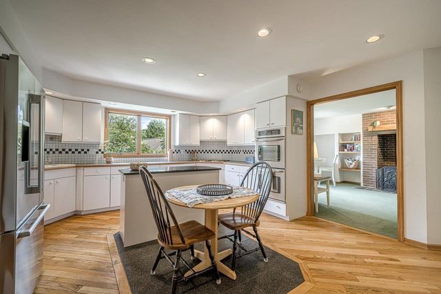 321 Sauk Creek Drive, Madison, WI 53717