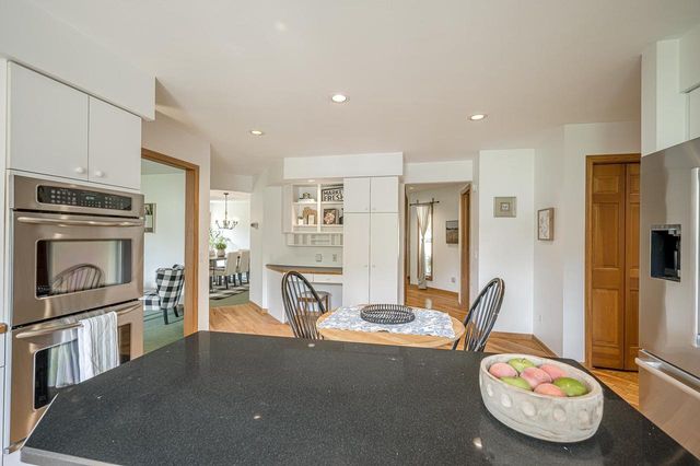 321 Sauk Creek Drive, Madison, WI 53717