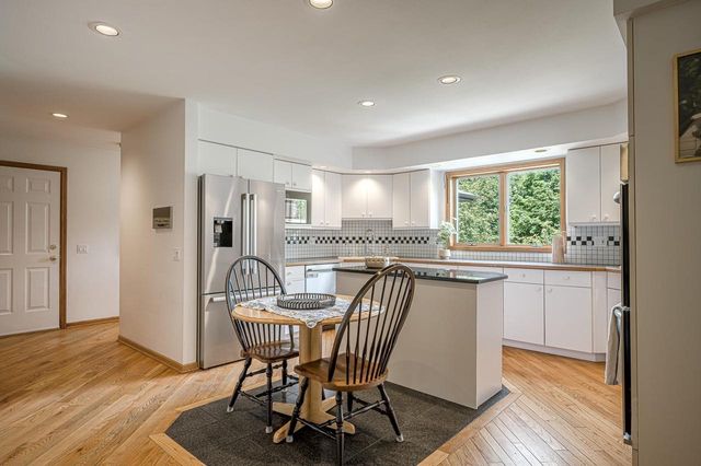 321 Sauk Creek Drive, Madison, WI 53717