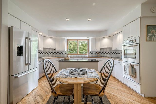 321 Sauk Creek Drive, Madison, WI 53717