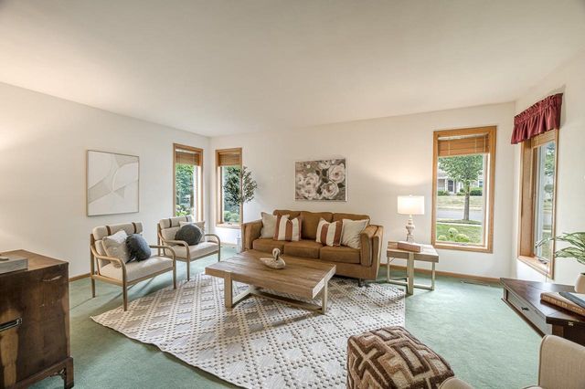321 Sauk Creek Drive, Madison, WI 53717