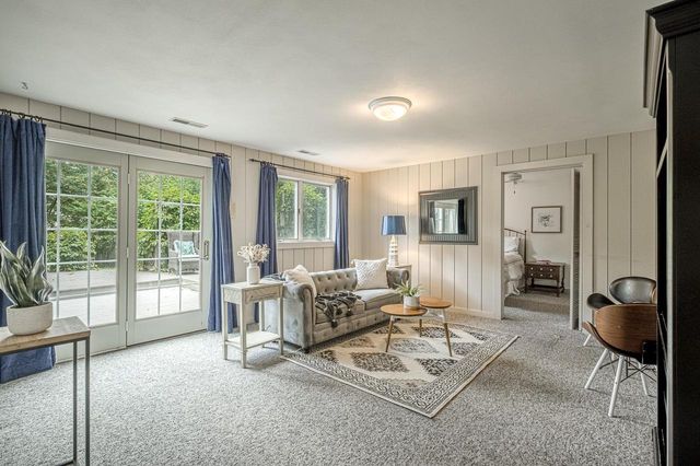 321 Sauk Creek Drive, Madison, WI 53717